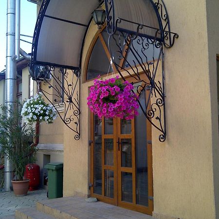 Villa Edel Constanta Luaran gambar